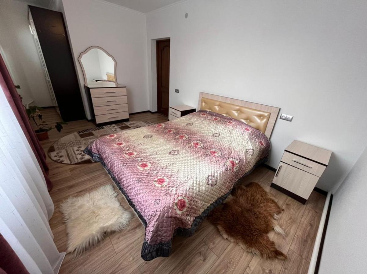 Agyn Guest House Каракол Экстерьер фото